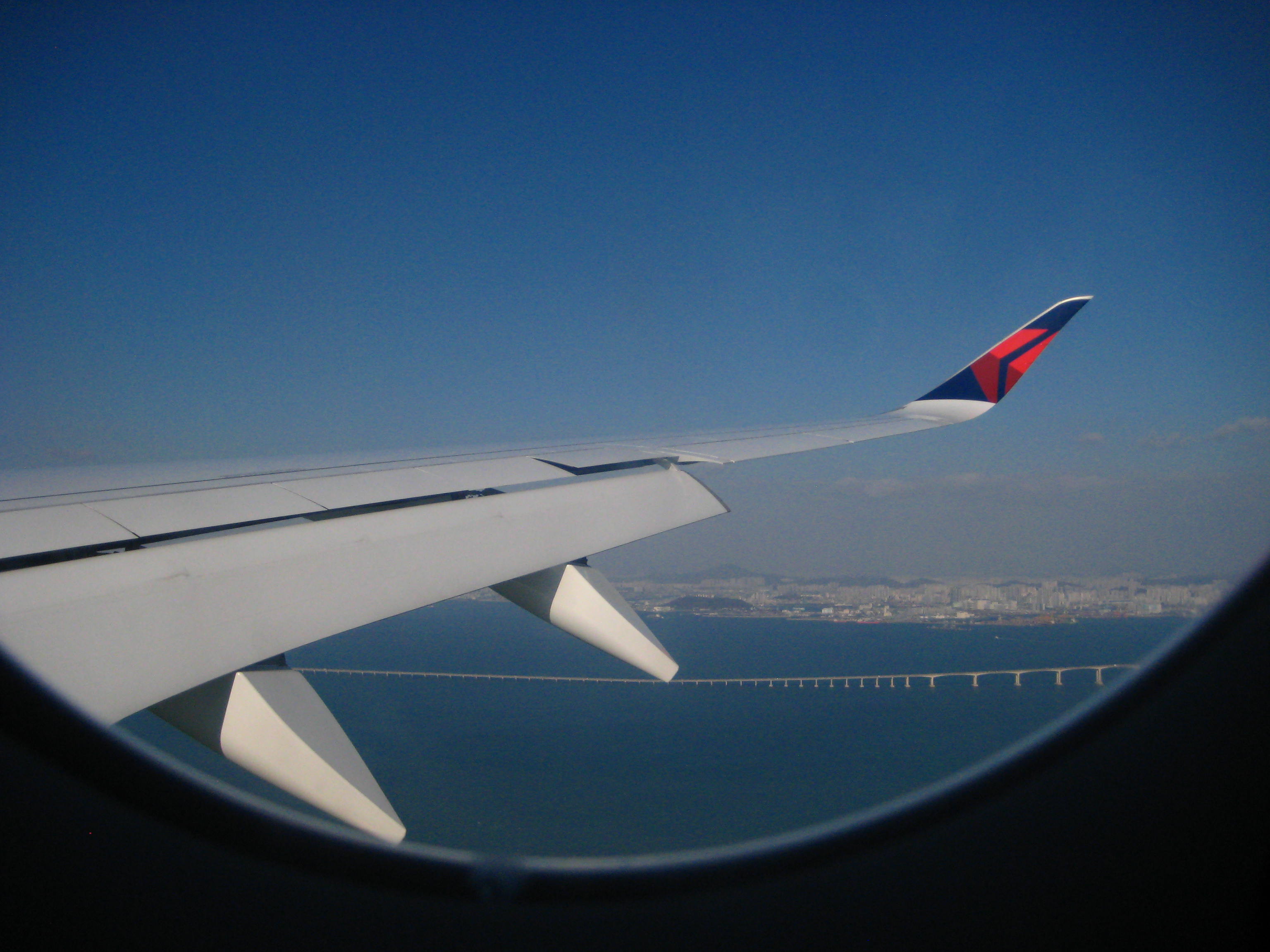 picture of airplane wings from inside the plane